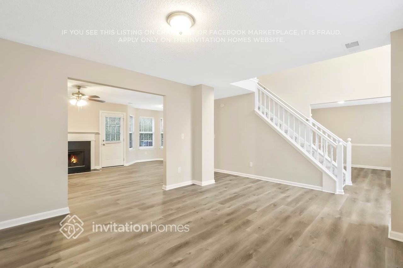 126 Bellington Dr - Photo 3 of 24