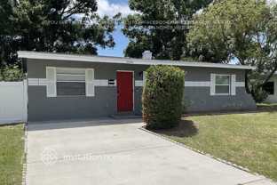 5998 12th Way N - Photo 1 of 1