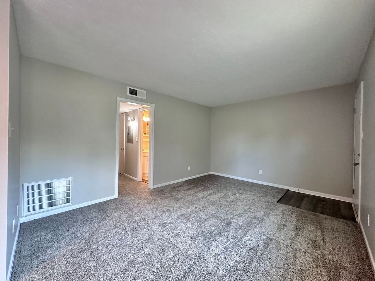 5004 Willoway Drive - Photo 7 of 50