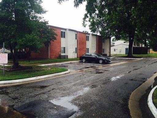 320 E Mercury Blvd #80 - Photo 2 of 11