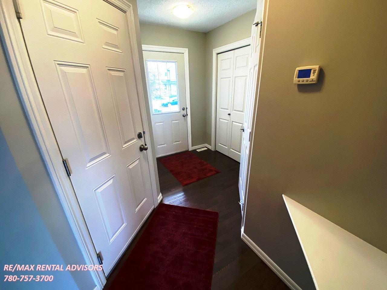 5148 1a Ave Sw - Photo 2 of 27