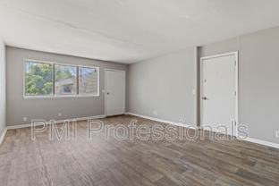 800 Anderson Ln #B3 - Photo 1 of 1