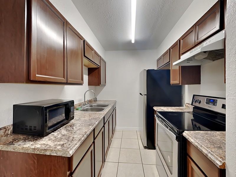 3071 Willow Bend Blvd - Photo 2 of 17