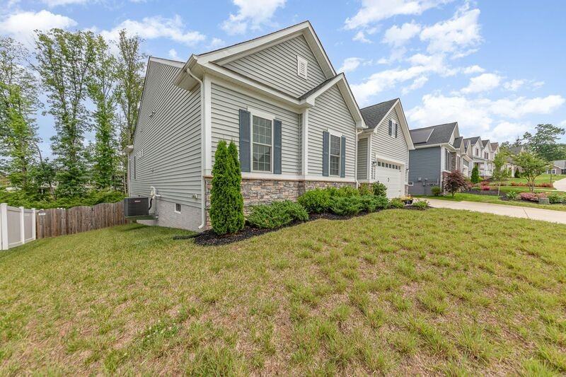 7809 Bexley Ln - Photo 2 of 35