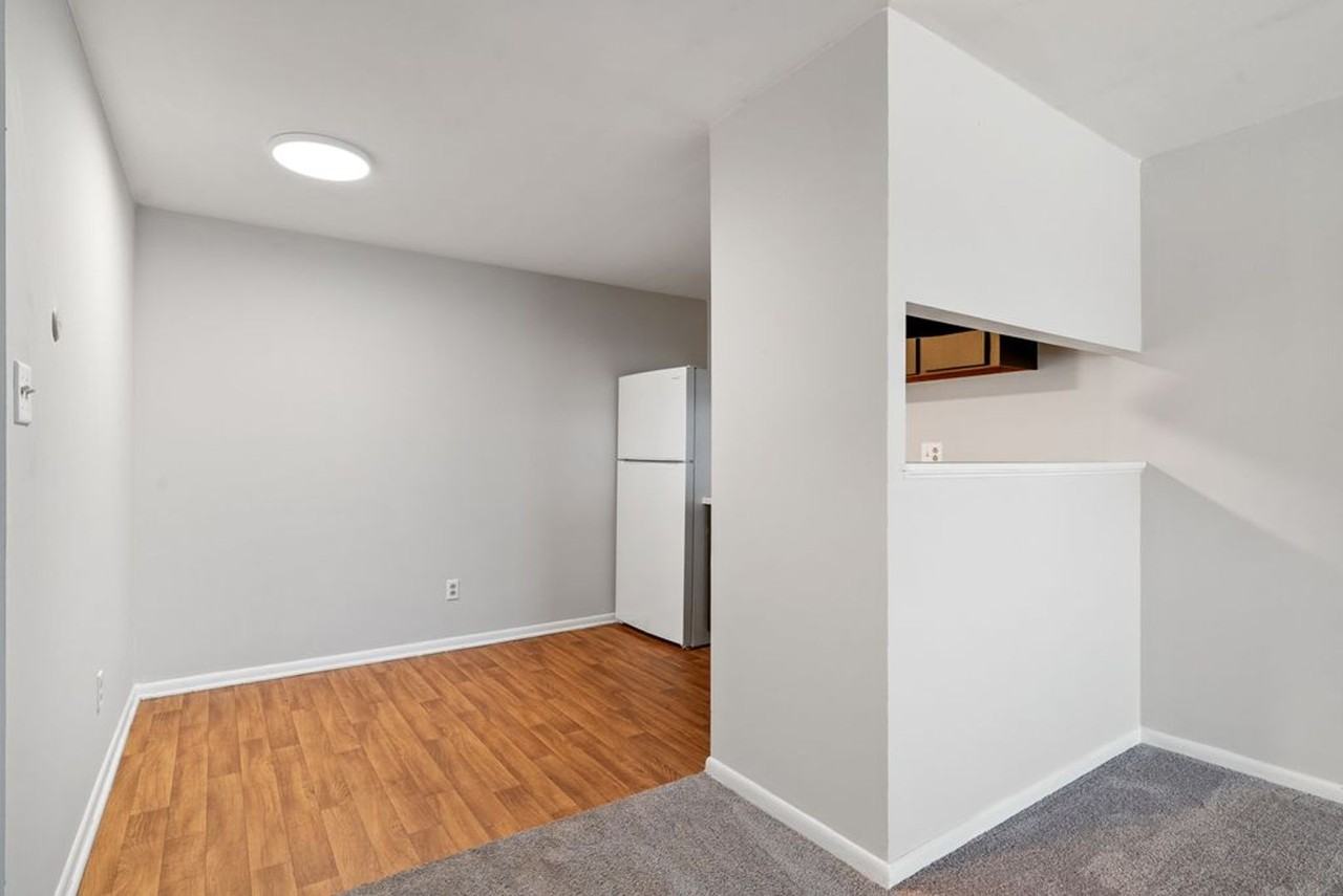 Flats of Clintonville - Photo 7 of 8