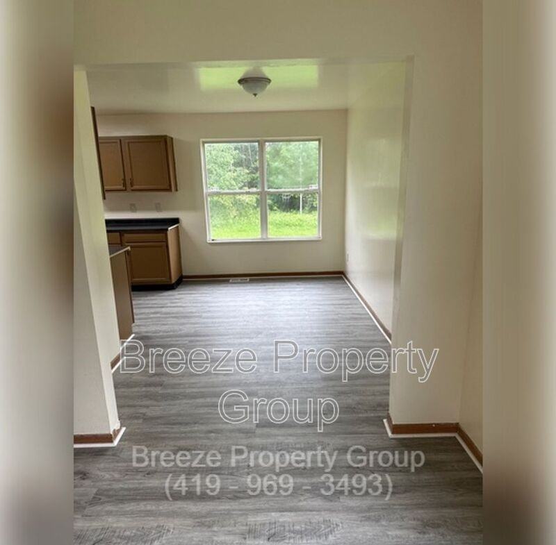 2808 Benford Ln - Photo 2 of 25