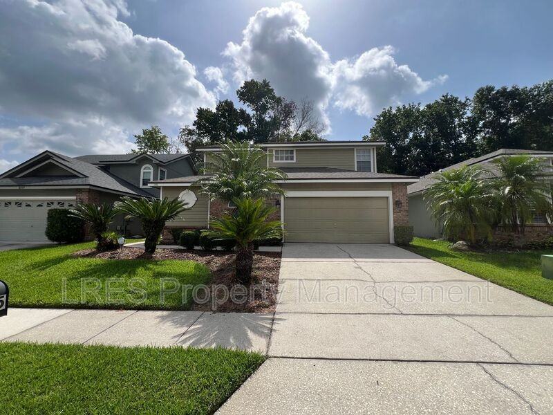 1605 Slash Pine Pl - Photo 2 of 35
