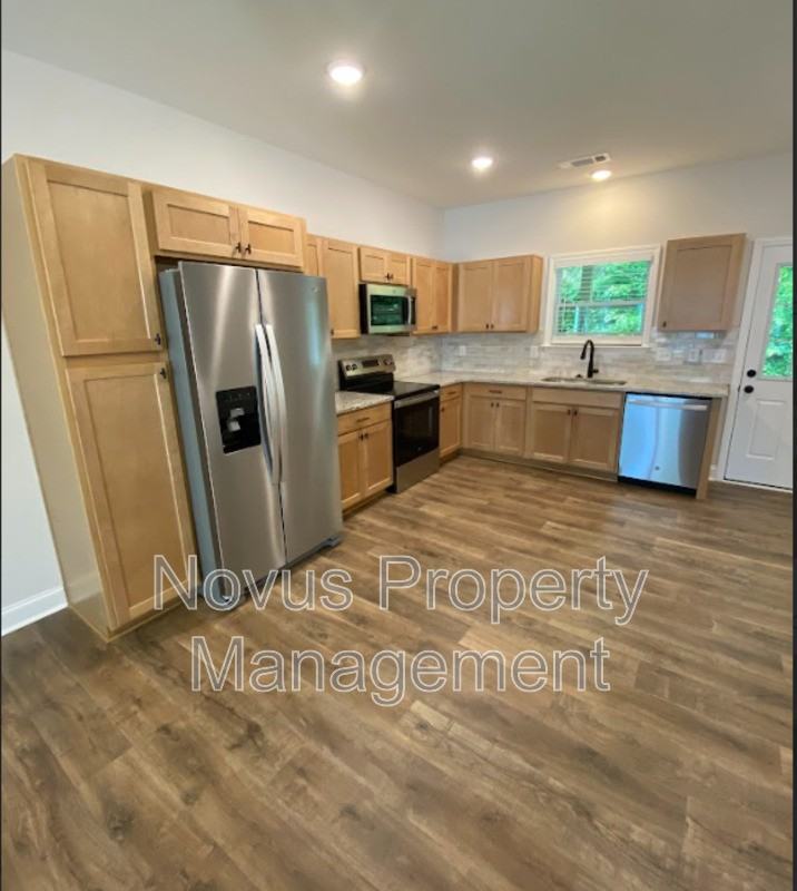 108 Crest Pointe - Photo 6 of 24