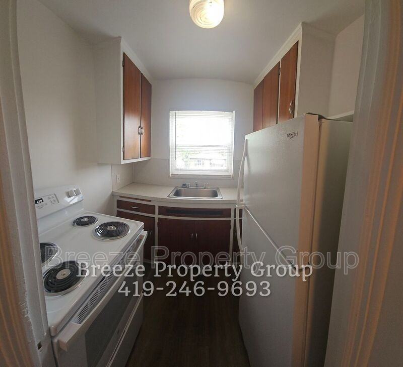 2445 W Bancroft St #2155-09 - Photo 3 of 7
