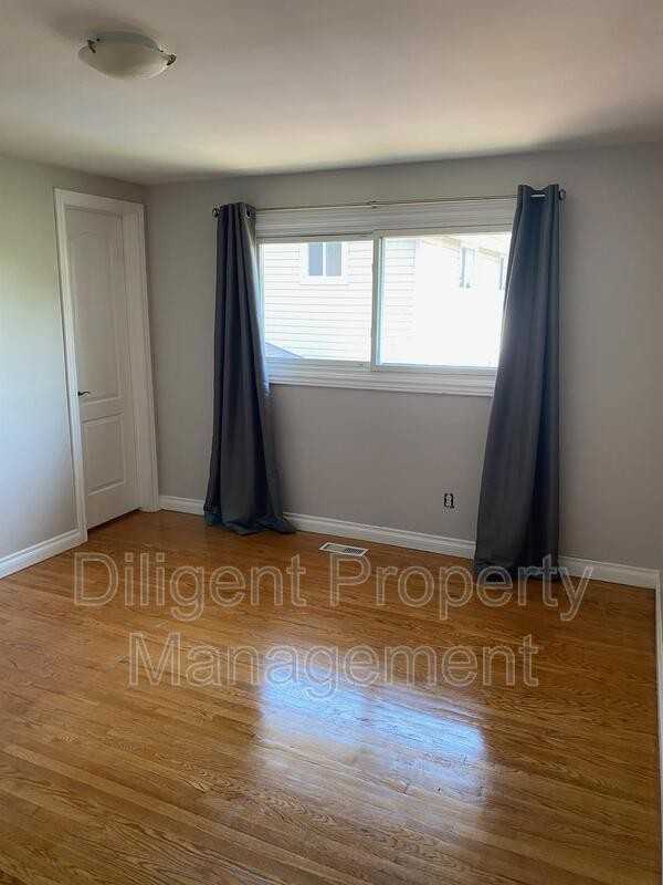 1326 Hopewell Ave #1 - Photo 3 of 49