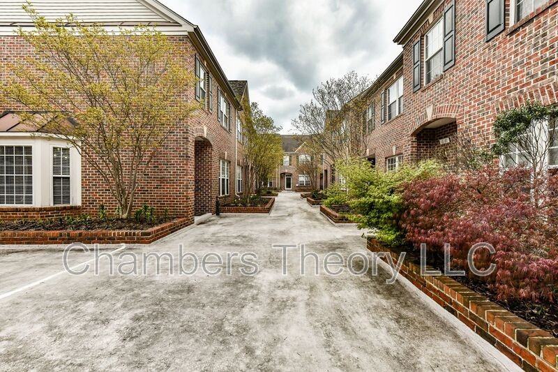 6109 Madison Crest Ct - Photo 3 of 34