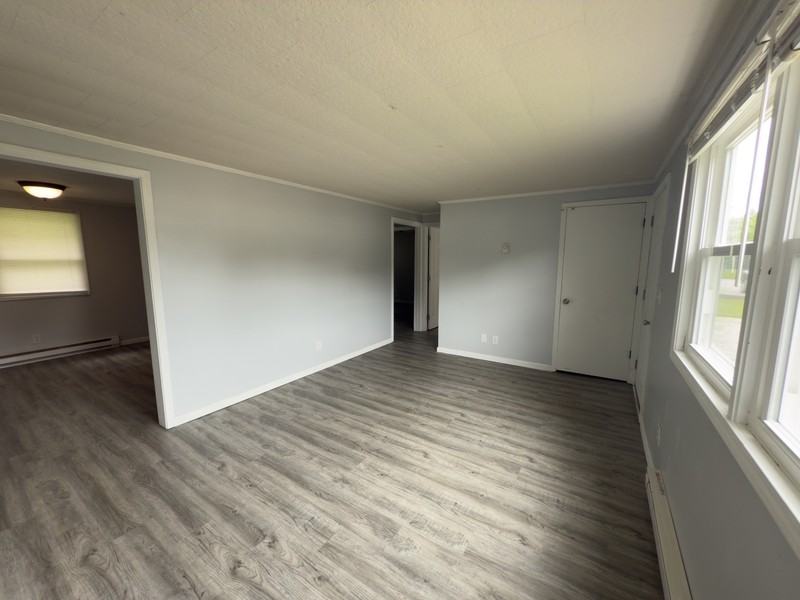 432 N Greensburg St - Photo 3 of 23