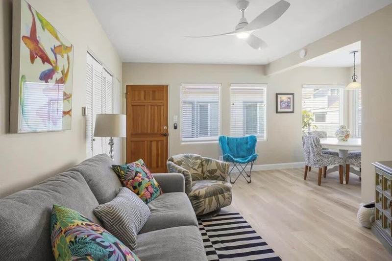 719 Whiting Ct - Photo 3 of 15