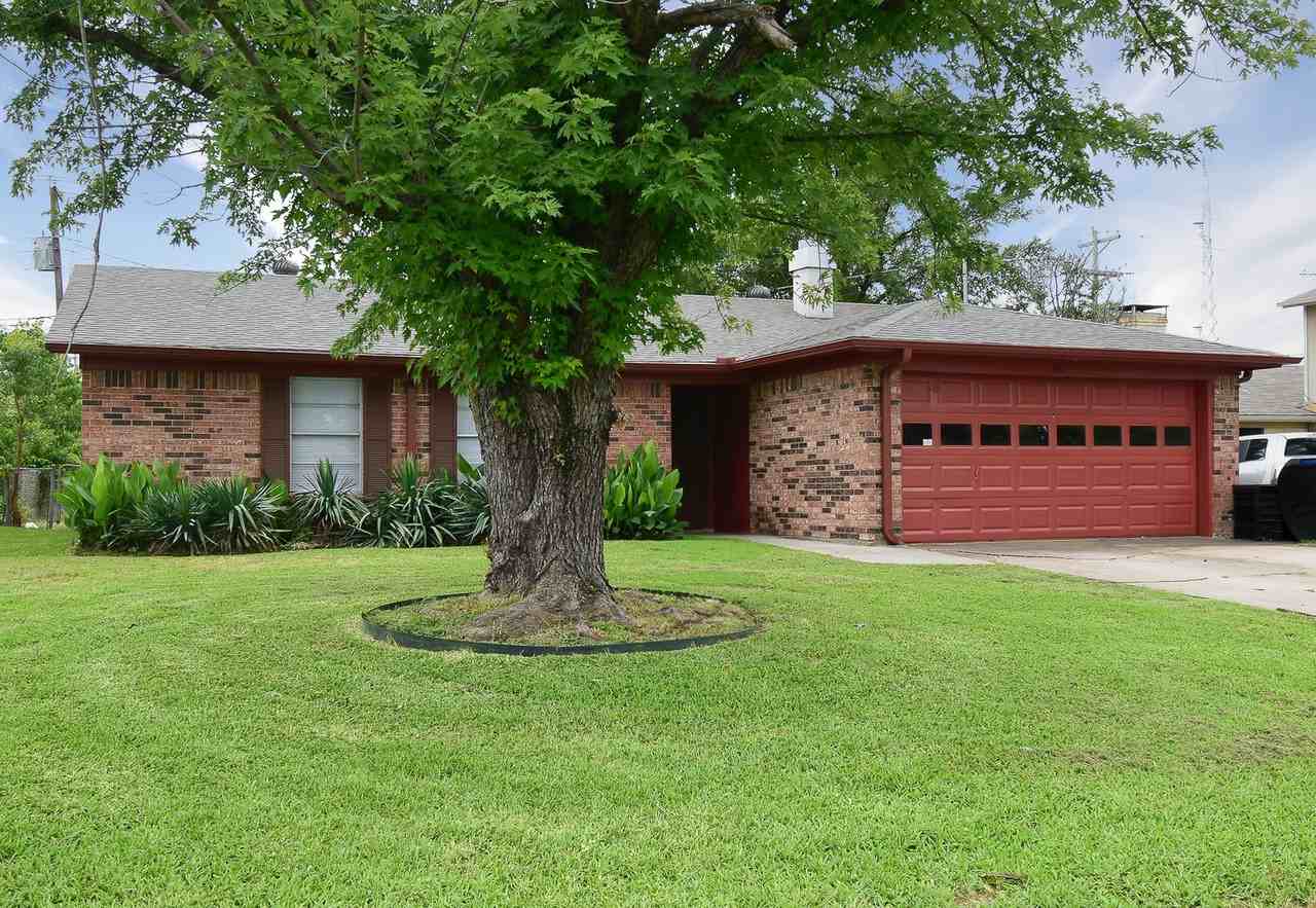 3117 Chaparral Dr - Photo 3 of 37