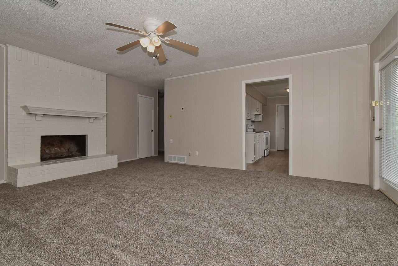 3117 Chaparral Dr - Photo 6 of 37