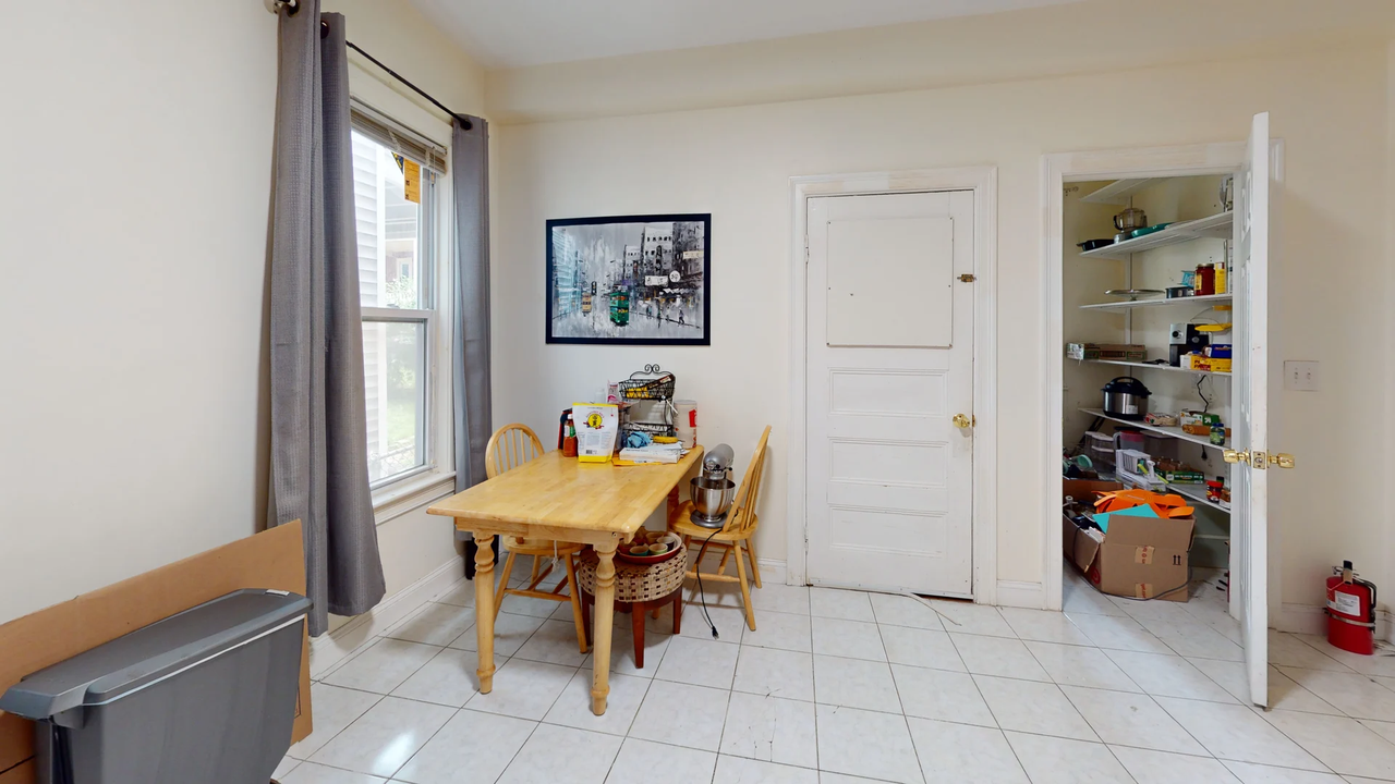 19 Newport St, Boston, MA 02125 - Photo 6 of 37