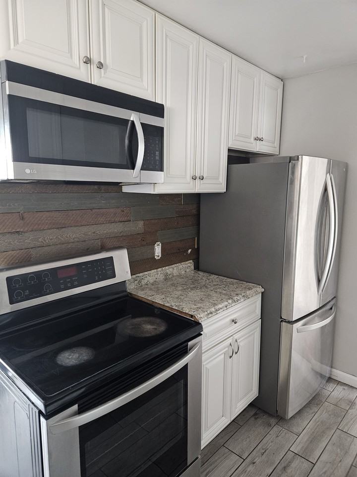 7740-7752 Idlewild Street - Photo 2 of 6