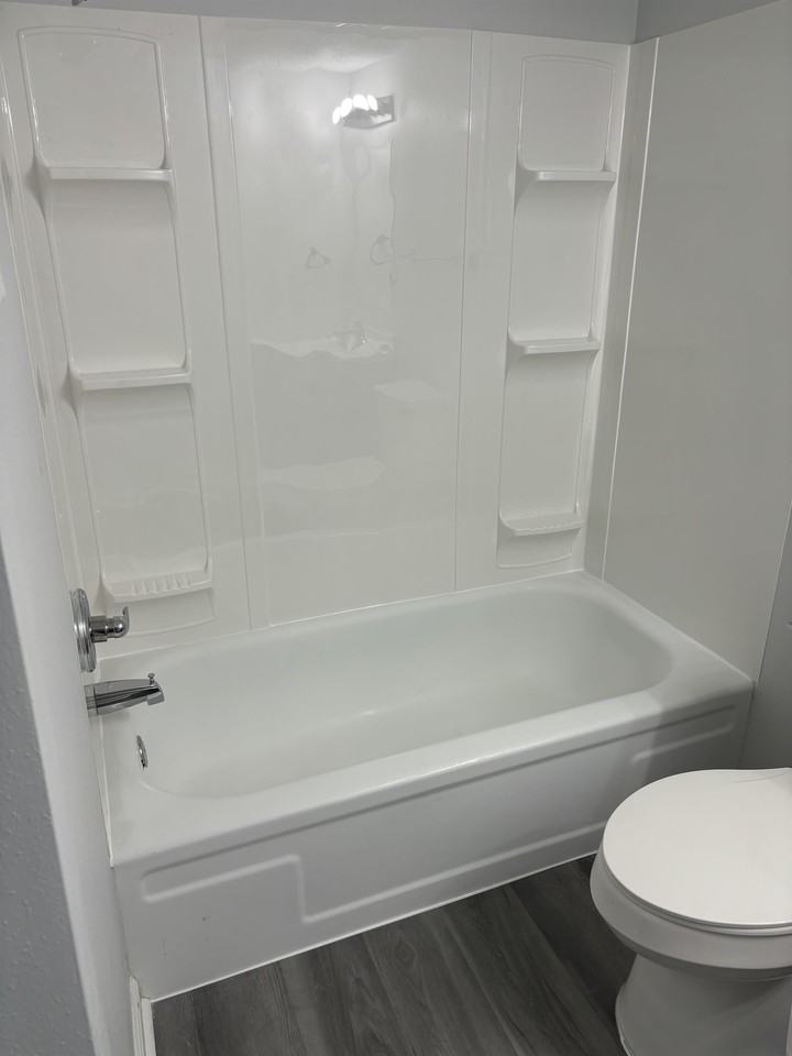 Medallion Apartments - Photo 6 of 33