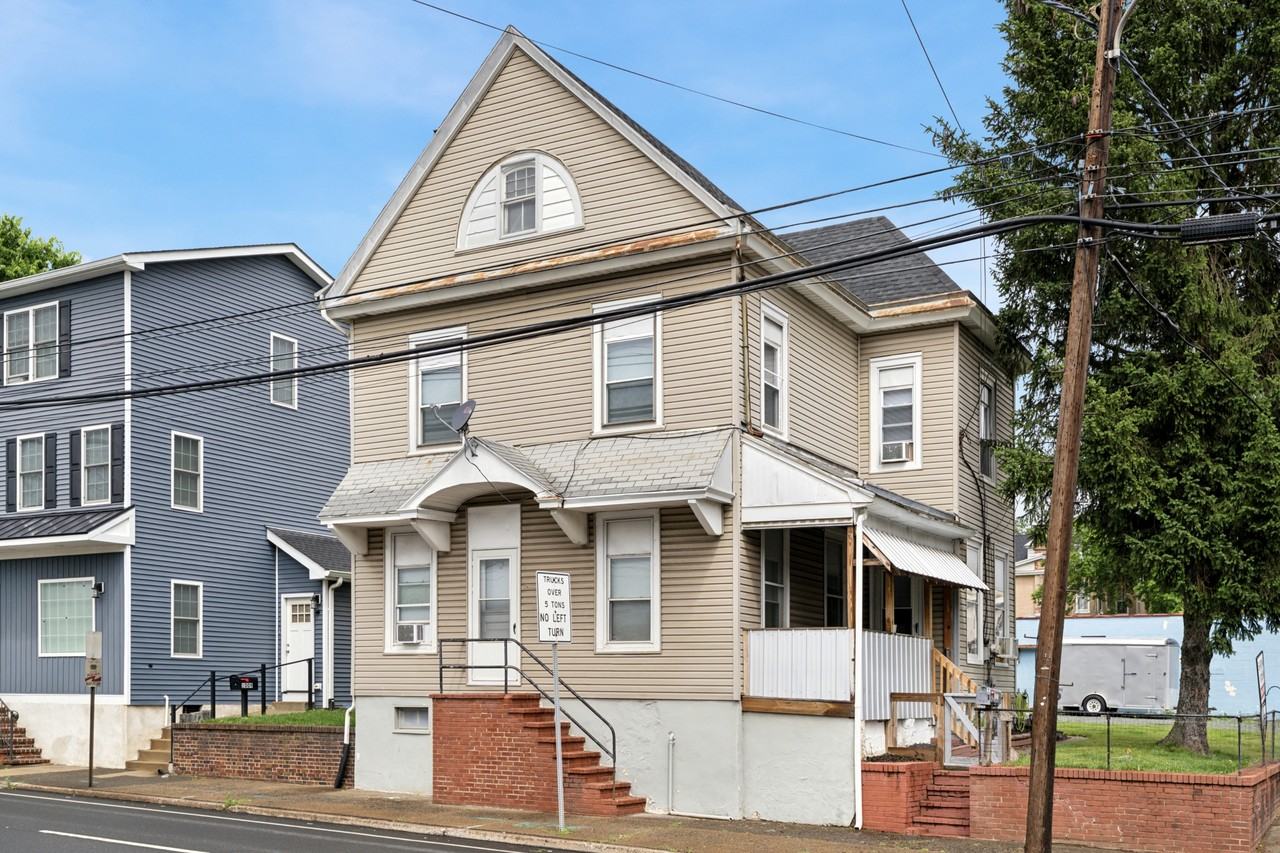 1001 West High Street Unit 2 - Photo 2 of 15