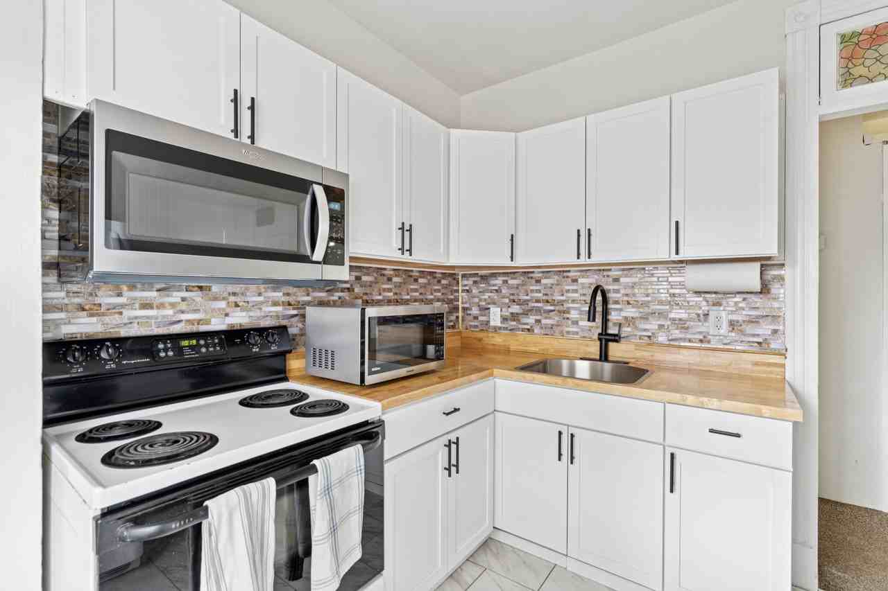 1001 West High Street Unit 2 - Photo 3 of 15