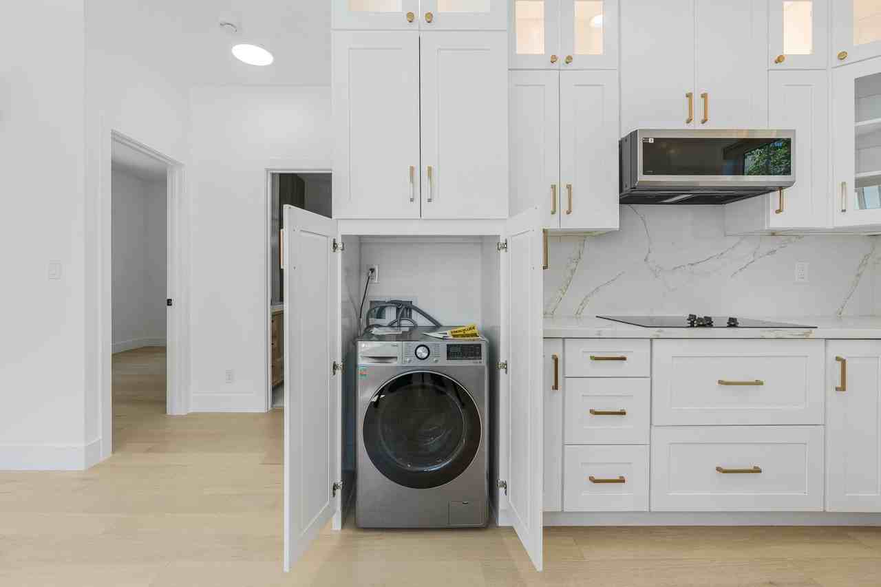 1217 Hester Ave - Photo 6 of 17
