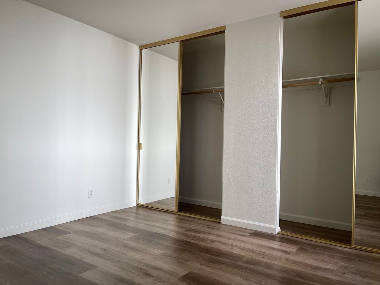 15215 Magnolia Blvd #118 - Photo 7 of 23