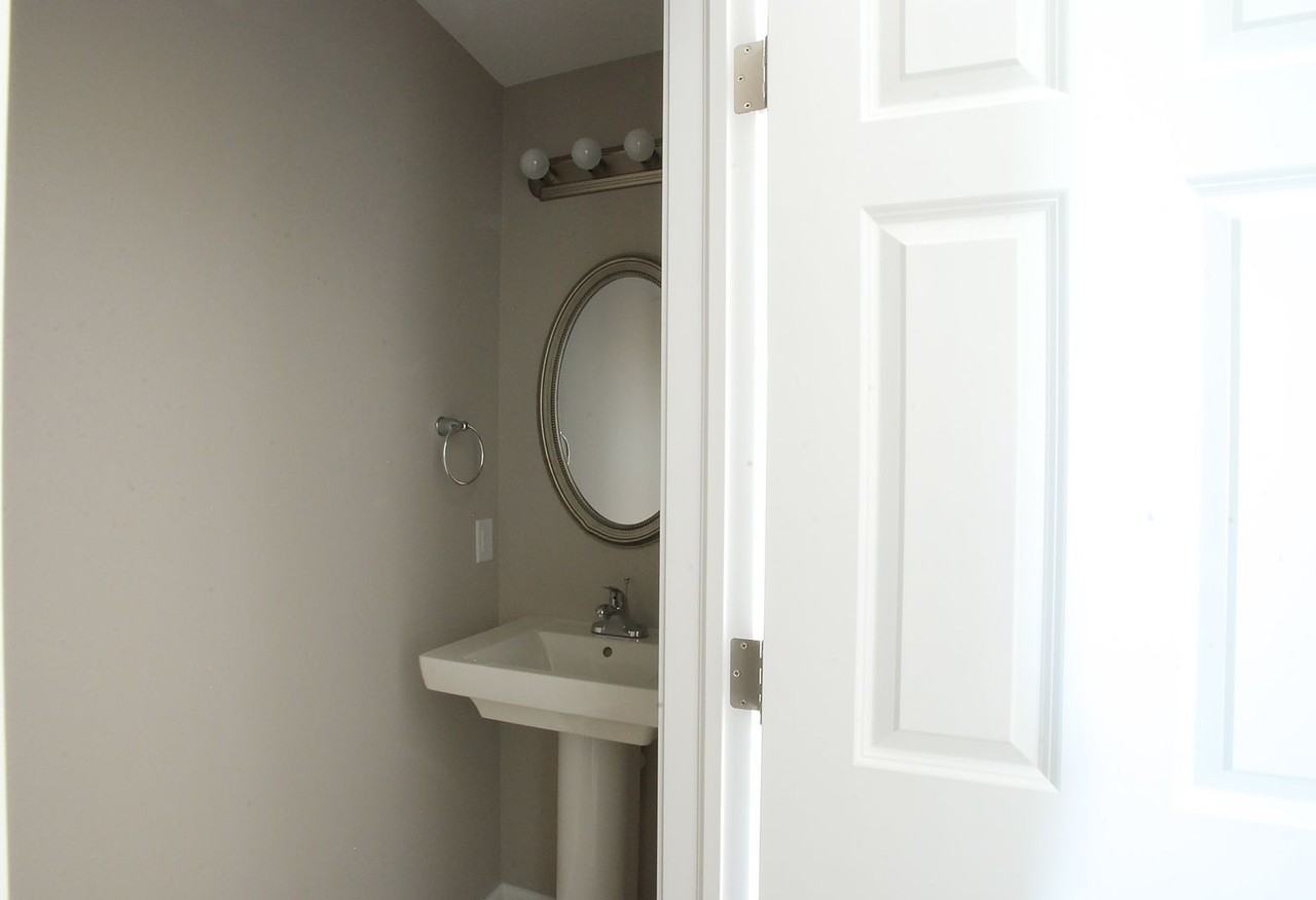 3163 Sullivan Loop - Photo 5 of 17