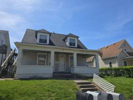 featured image of 1517 East Washington Street