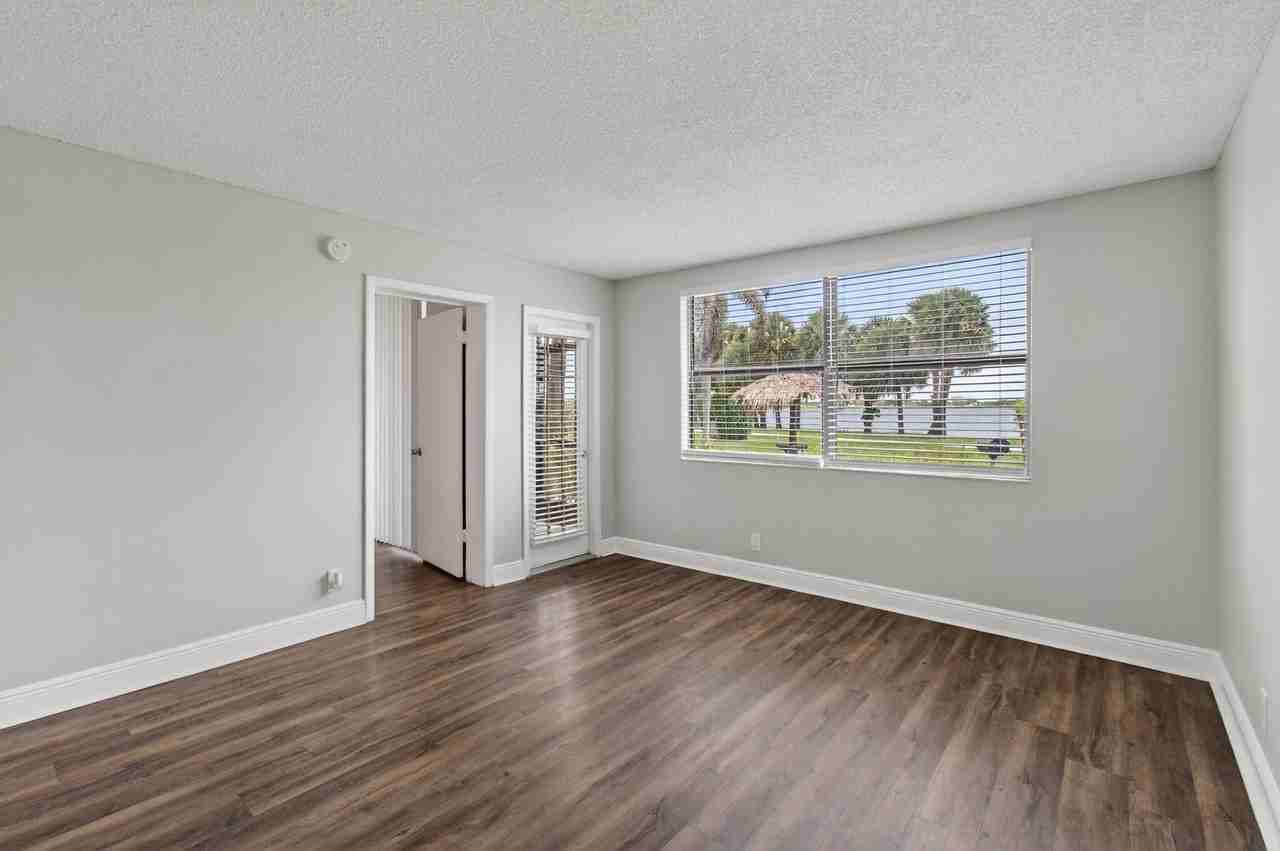 714 Executive Center Dr #13 - Photo 3 of 27