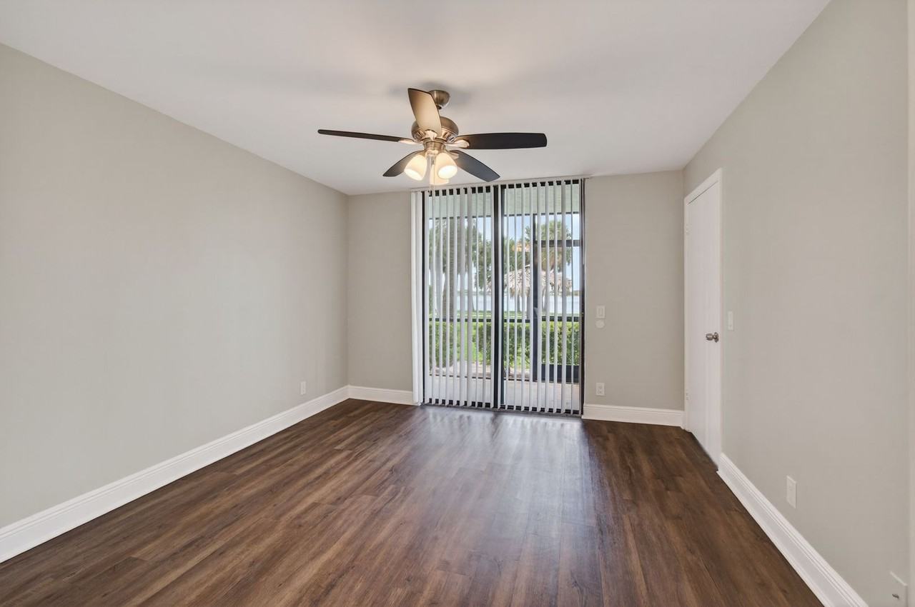 714 Executive Center Dr #13 - Photo 6 of 27