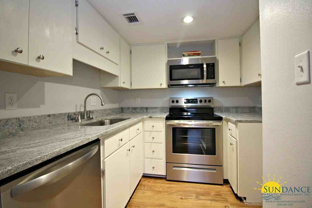 101 101 Old Ferry Road 35 D - Photo 3 of 14