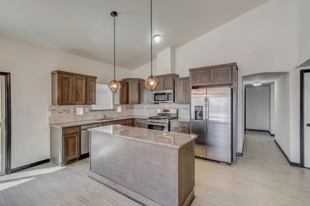 14849 Tierra Escape Ave - Photo 6 of 23