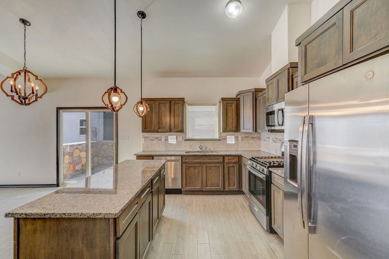 14849 Tierra Escape Ave - Photo 7 of 23