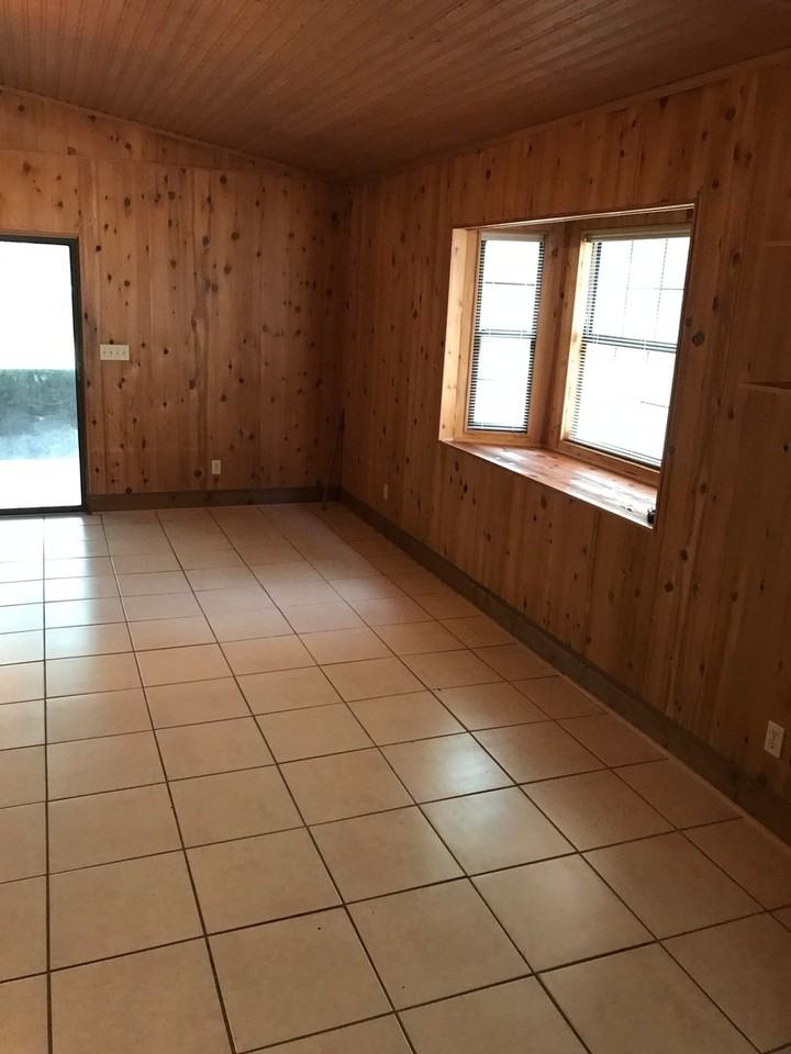 5521 Westview Ln - Photo 4 of 24