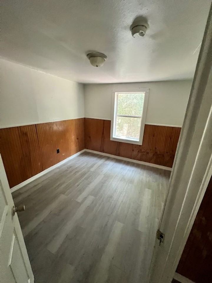 3731 Rollins Ave - Photo 3 of 4