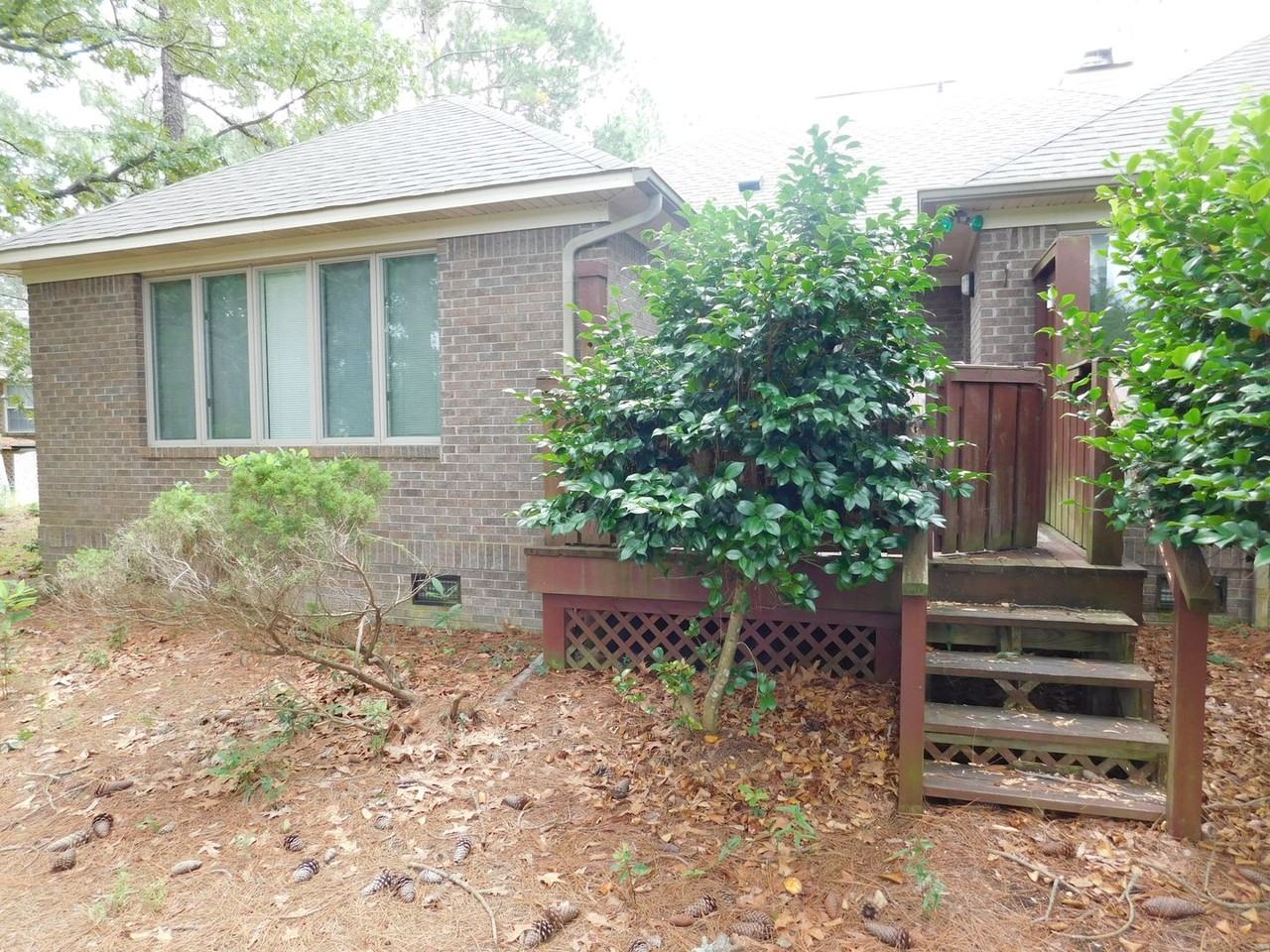 914 Muirfield Pl - Photo 7 of 50