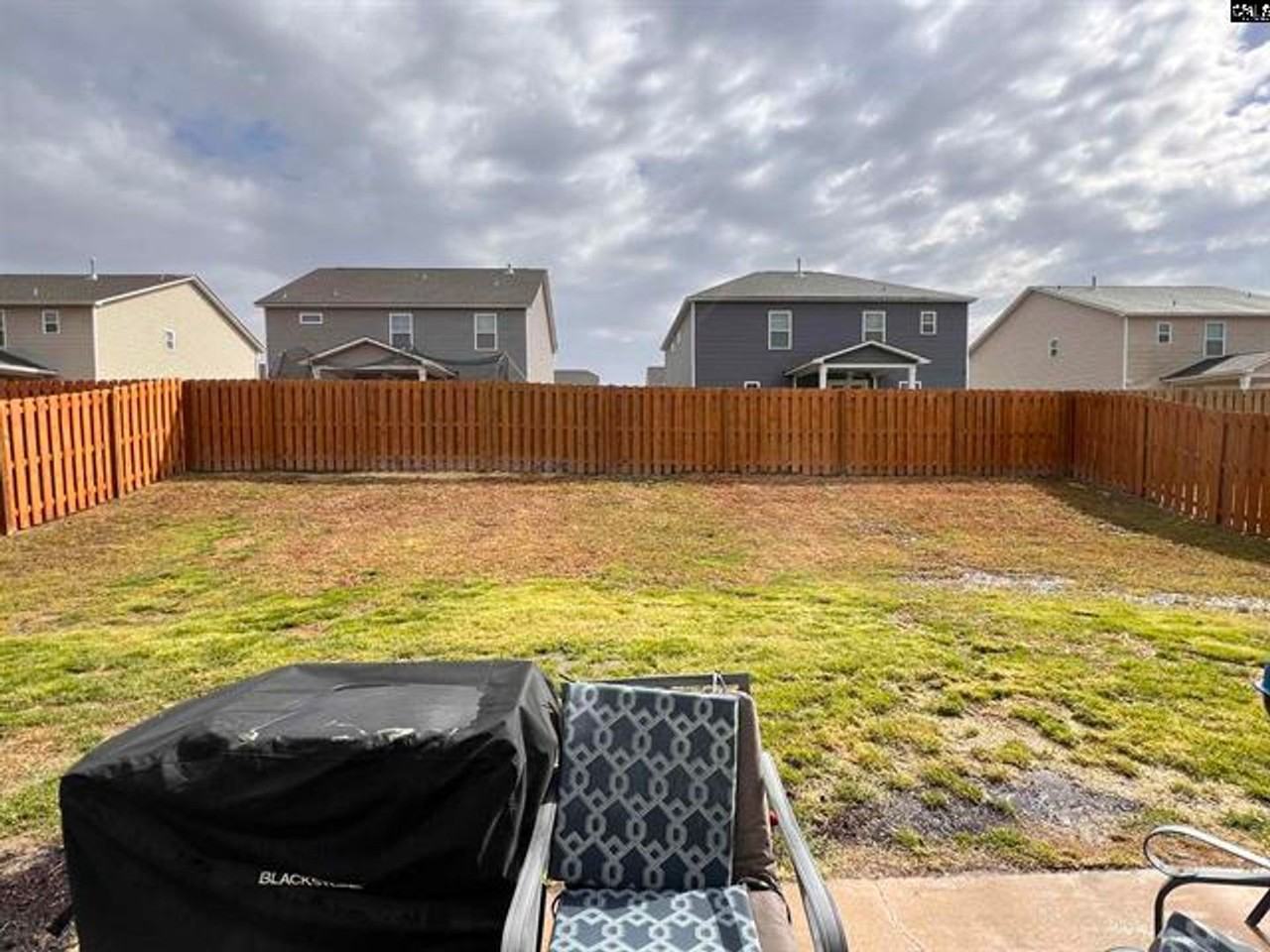 29 Arizona Ct - Photo 2 of 14