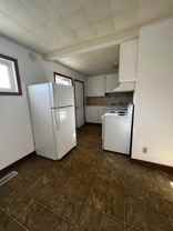 VMH-Vine Maple Triplex - Photo 1 of 1