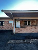 VMH-Vine Maple Triplex - Photo 1 of 1