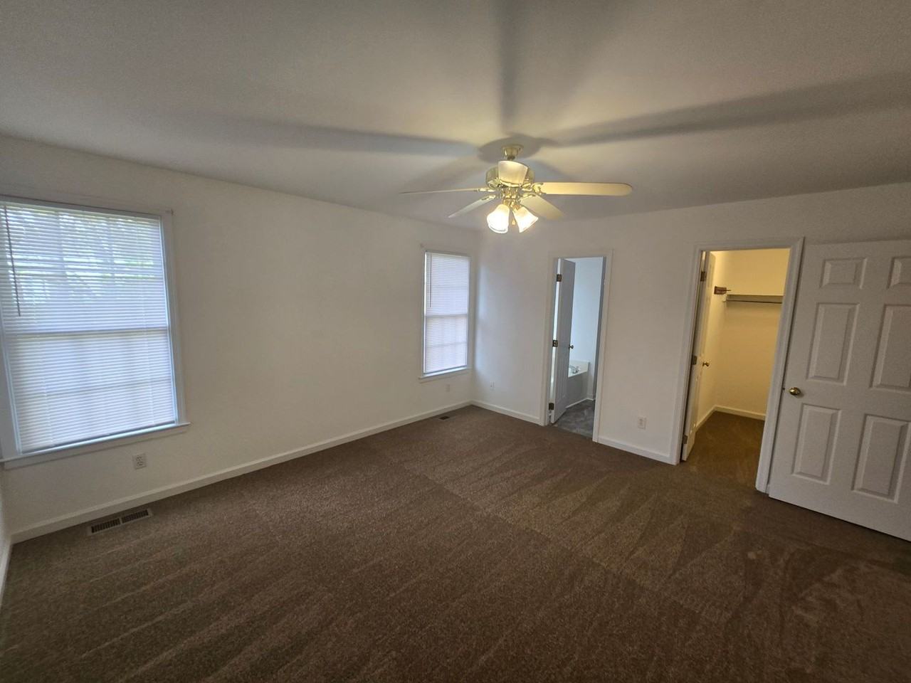 312 Shade Tree Dr - Photo 7 of 10