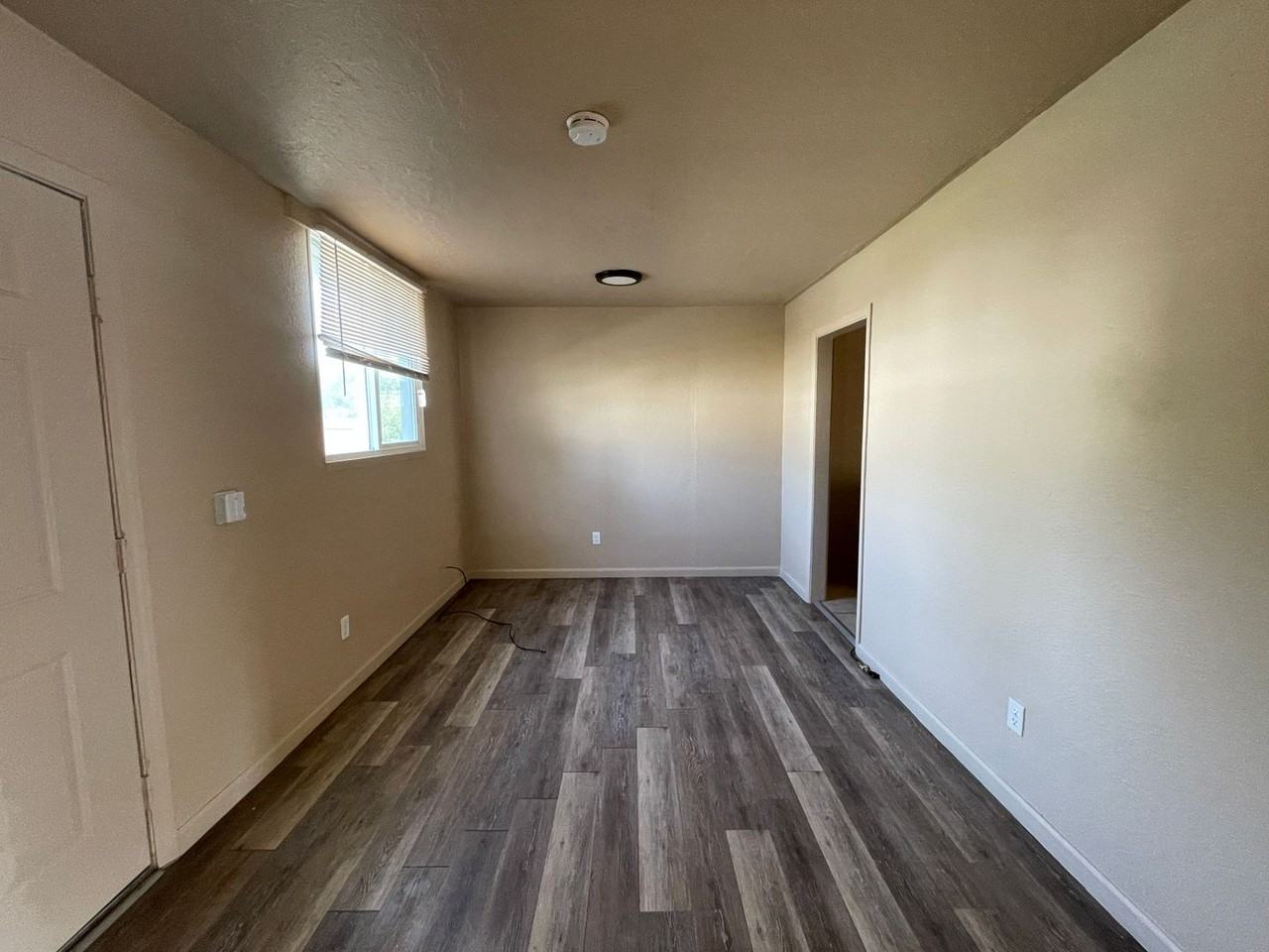 3620 Willow St #C - Photo 3 of 8