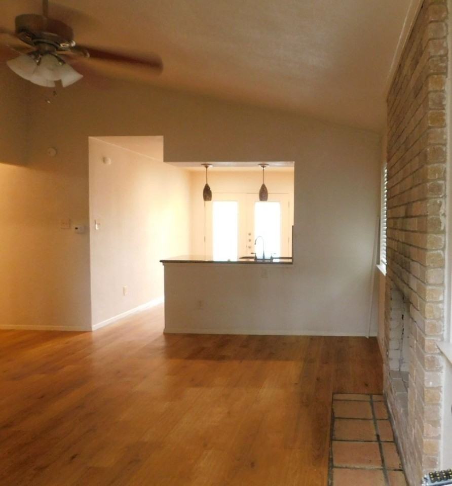 5403 W Gate Blvd - Photo 3 of 17