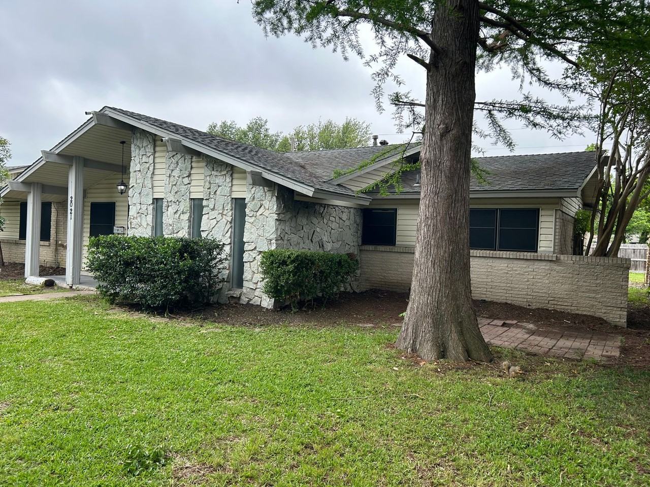 2021 Aloha Dr - Photo 4 of 24