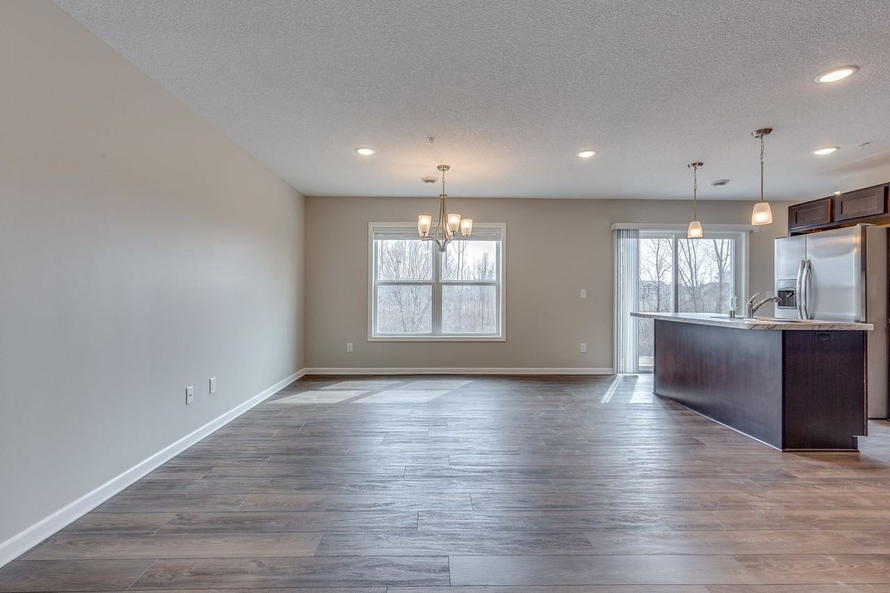 591 William St - Photo 3 of 25