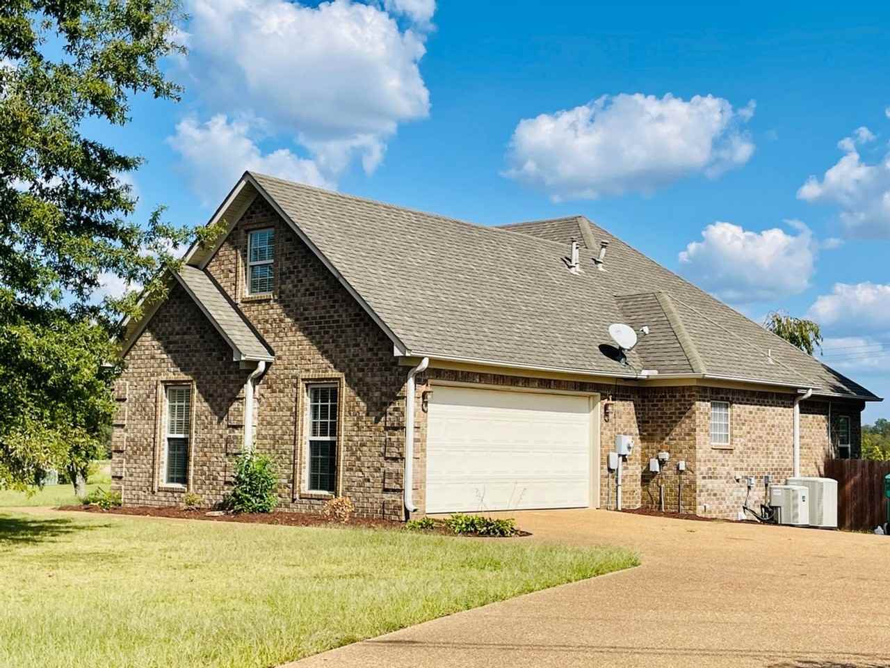 26 Spencer Dr - Photo 3 of 22