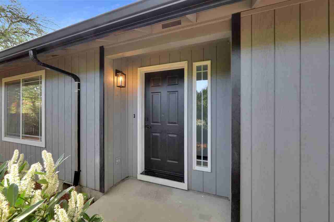 2170 Crescent Ave - Photo 3 of 37