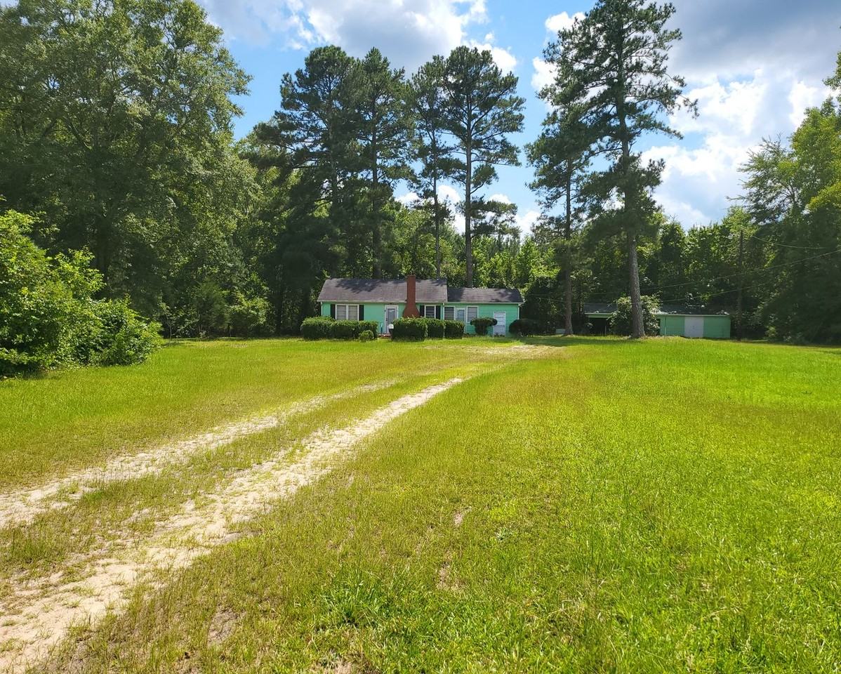 5001 Highway 15 S - Photo 2 of 12