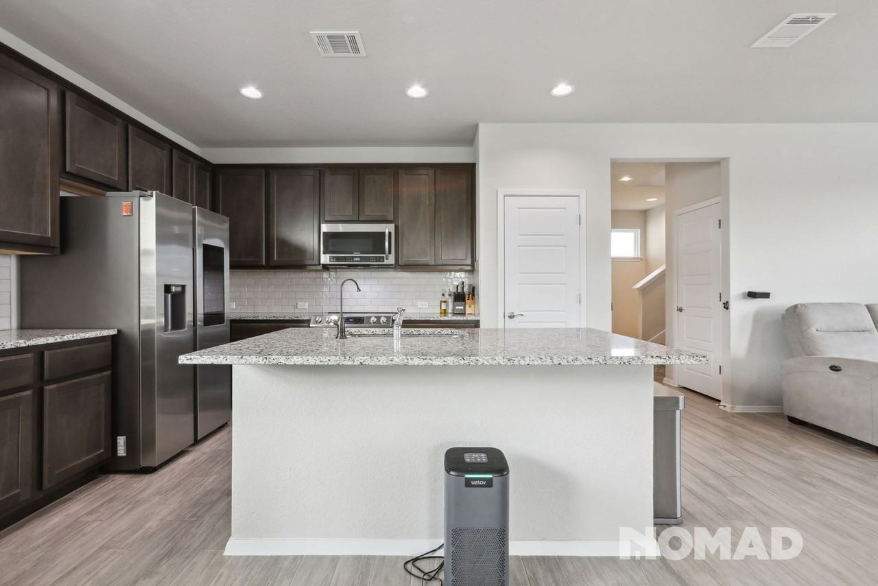 209 Lake Placid Run - Photo 4 of 50