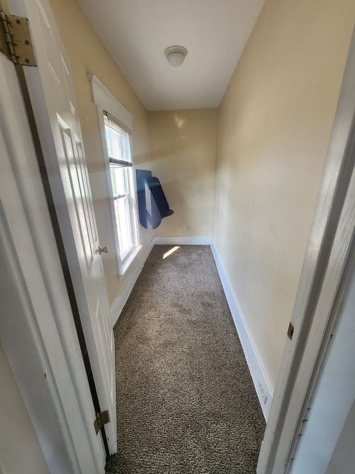 316 W 2nd St - Photo 2 of 10