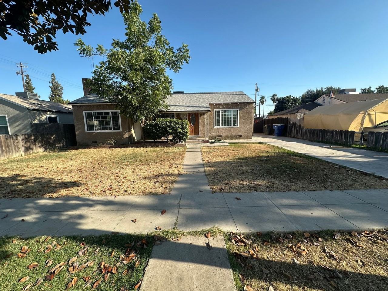 1325 W Fountain Way - Photo 2 of 13
